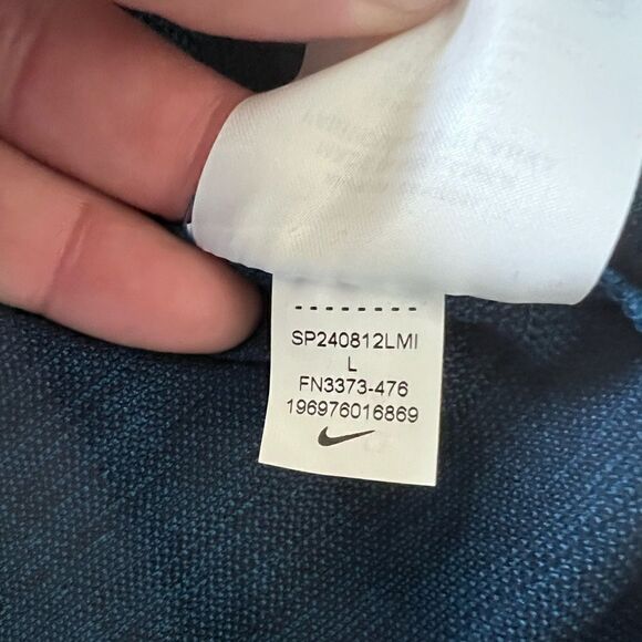 Nike Running Division Therma-Fit ADV Dri-Fit Shirt - Picture 11 of 11